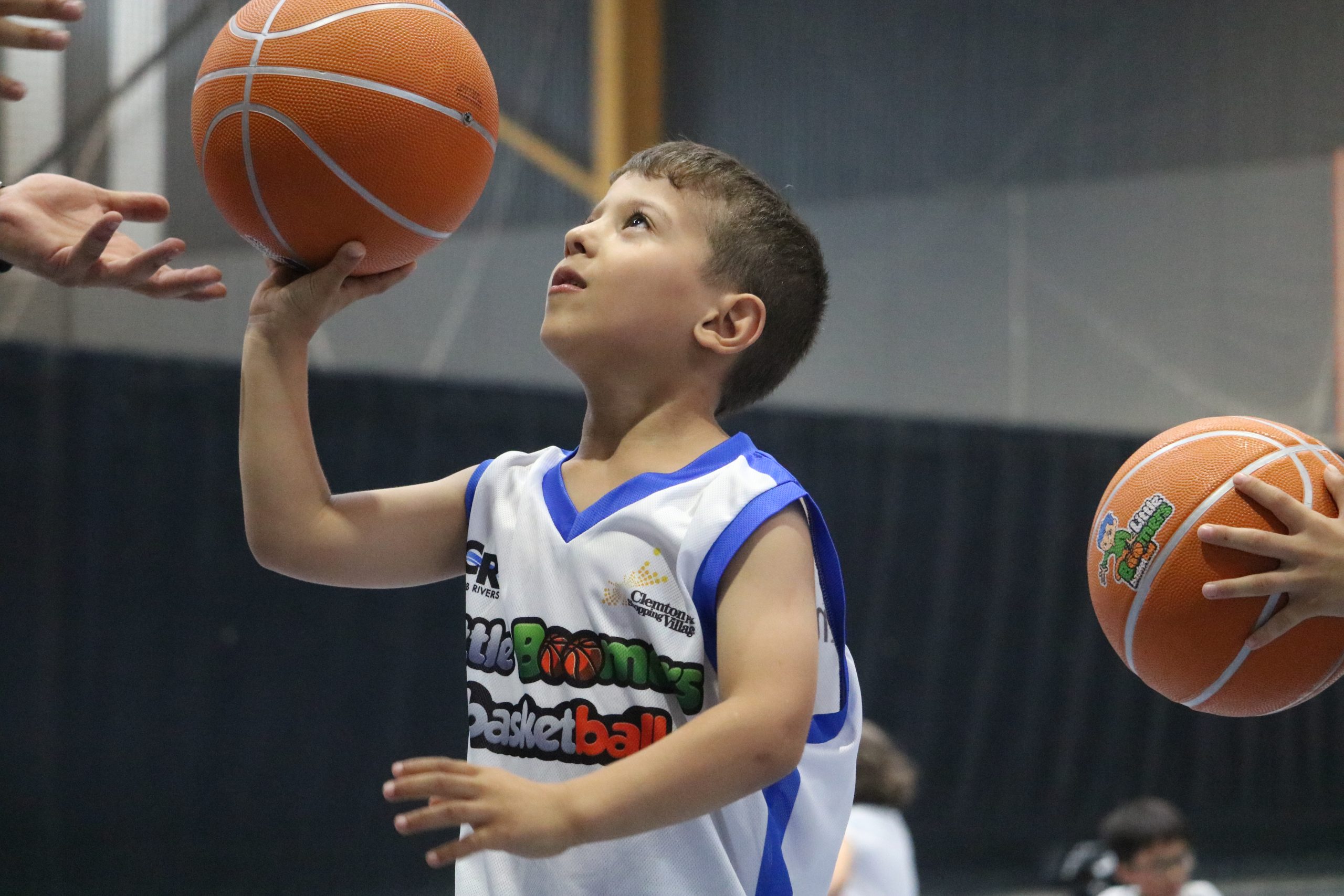 little boy basketball